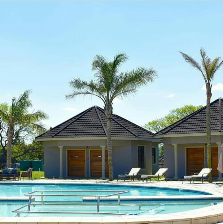 Aloe Lifestyle Hotel Eshowe Exterior photo
