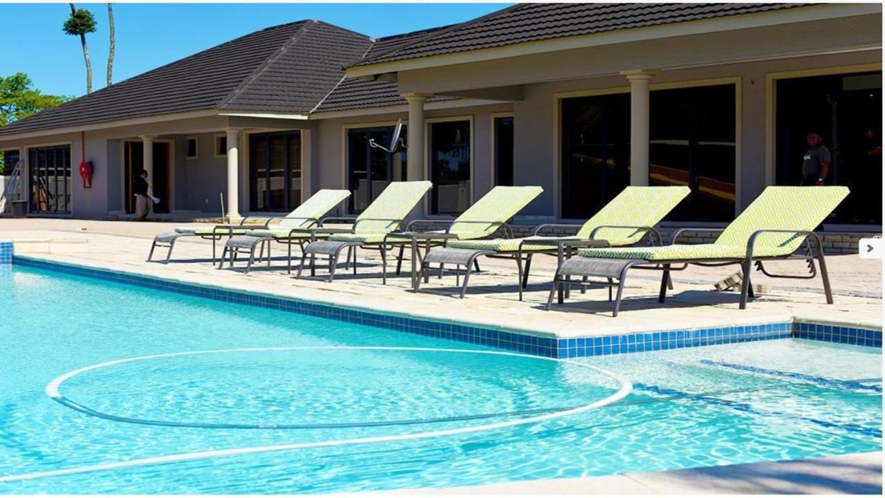 Aloe Lifestyle Hotel Eshowe Exterior photo